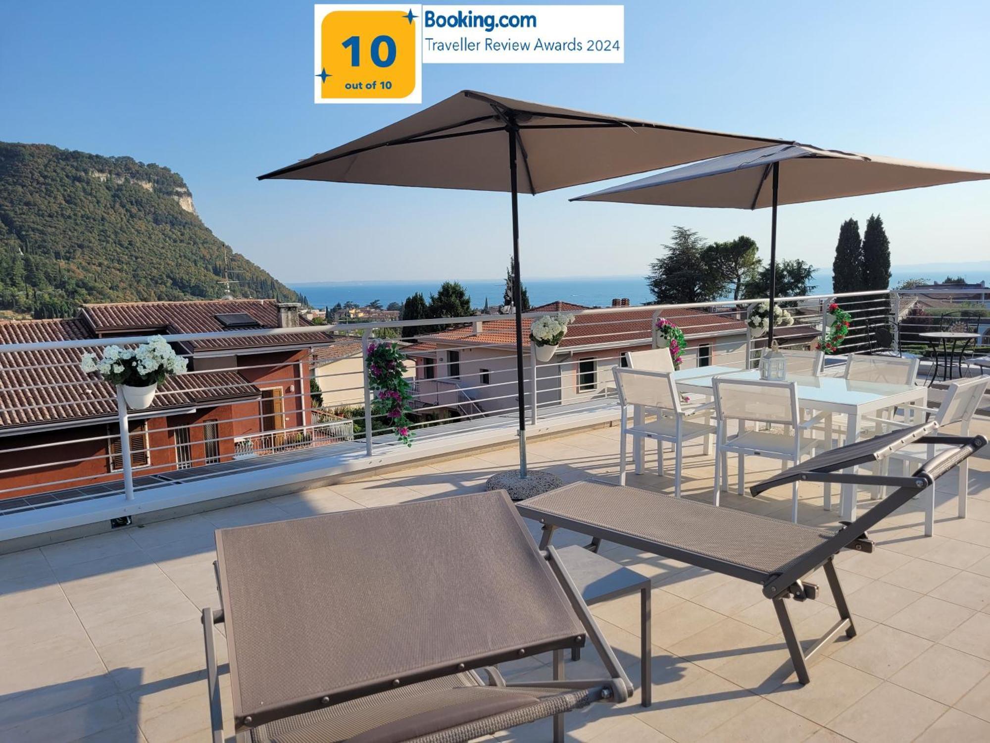 Garda View - Nuovo Appartamento Con Solarium Vista Lago ภายนอก รูปภาพ